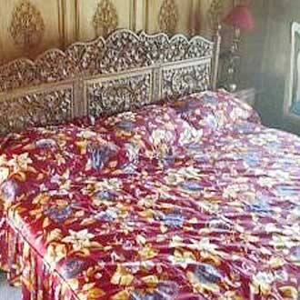 Golden Hopes Houseboat, Srinagar 3